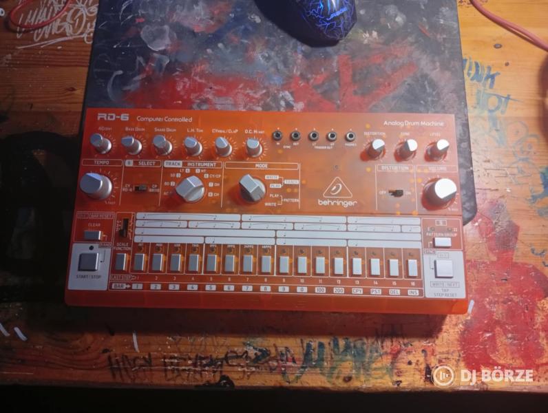 Behringer RD-6-TG Groove box (dobgép)