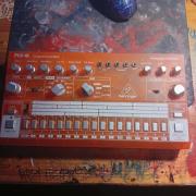 Behringer RD-6-TG Groove box (dobgép)