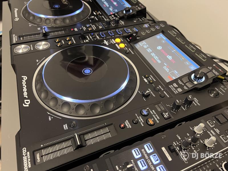 Pioneer CDJ 2000 NXS2 lejátszó