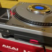 Technics SL DZ1200