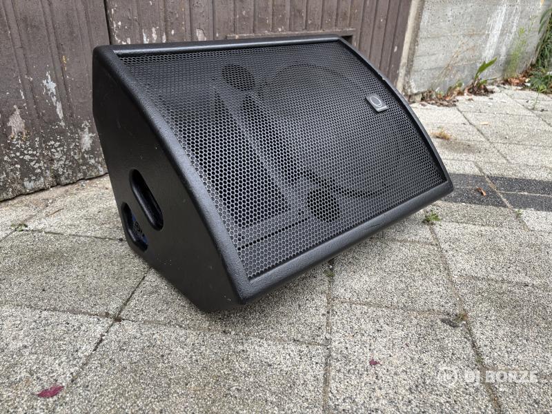 Turbosound TXD-12M passzív hangfal