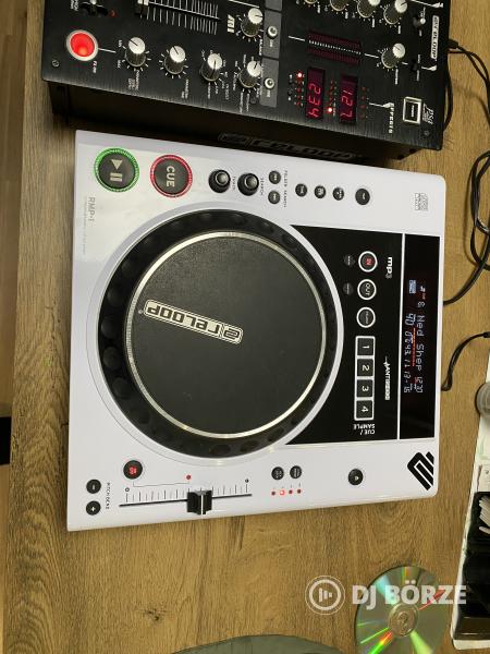 Reloop rmx40usb + 2db Reloop rmp1 Dj pult