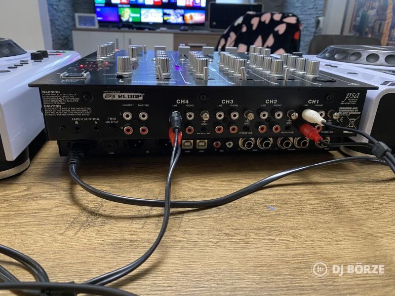 Reloop rmx40usb + 2db Reloop rmp1 Dj pult