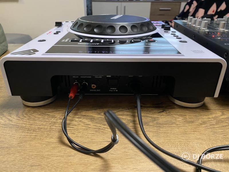 Reloop rmx40usb + 2db Reloop rmp1 Dj pult