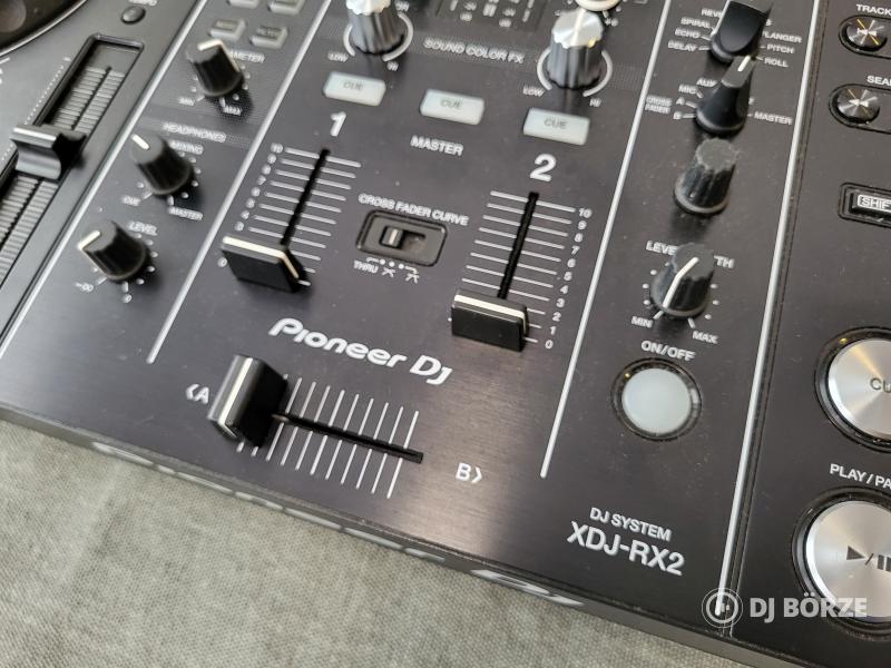Pioneer XDJ-RX2 DJ lejátszó/kontroller