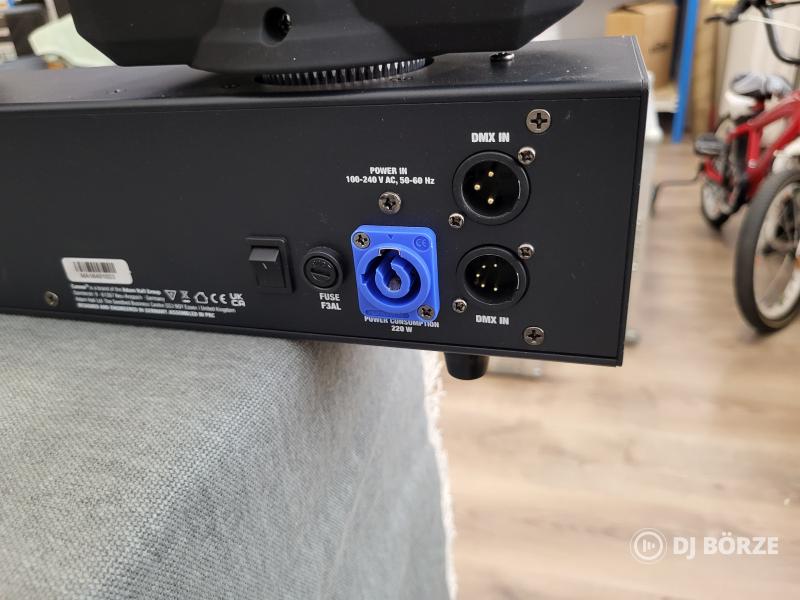 CAMEO HYDRABEAM 4000 RGBW - Moving Head Bar / Forgófejes robotlámpasor