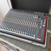 Allen&Heath ZED22 FX / Analóg zenekari keverőpult effektekkel