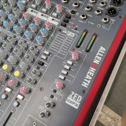 Allen&Heath ZED22 FX / Analóg zenekari keverőpult effektekkel