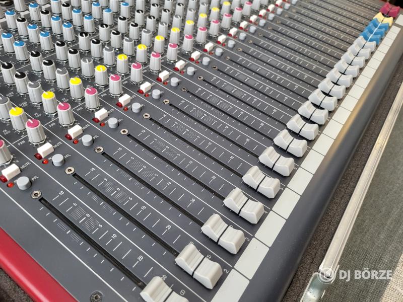 Allen&Heath ZED22 FX / Analóg zenekari keverőpult effektekkel