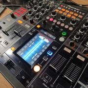 Pioneer djm 2000
