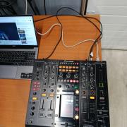Pioneer djm 2000