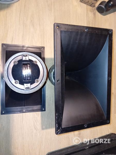 Ev trapéz Dml 1152 láda pár bontódik is (Beszámítás)Békéscsaba-Bp