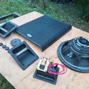 Eladó Dynacord hangfalalkatrészek.