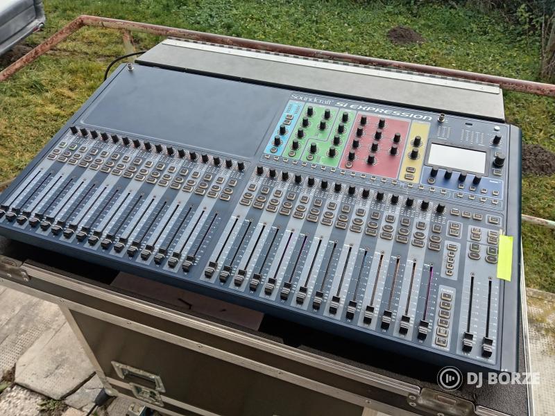 Soundcraft Si Expression-3 digitális keverőpult eladó.