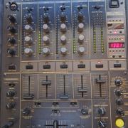 Pioneer djm 600