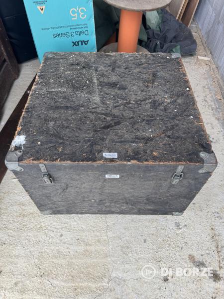 Szállító konténer Stairville mh-x50 spotokhoz