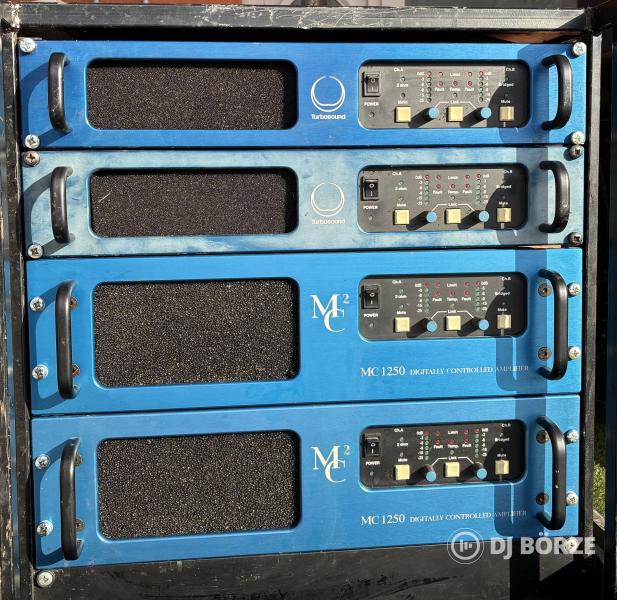 MC2 (Turbosound OEM) MC750 végfok (2 x 750 W, made in England)