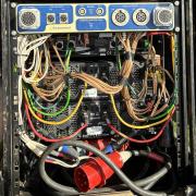 MC2 MC1250 végfok legenda (2 x 1250W @ 4 Ohm)