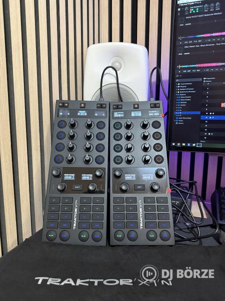 Native Instruments Traktor Kontrol X1 Mk3