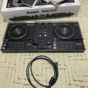 Numark Mixtrack pro fx fedél el