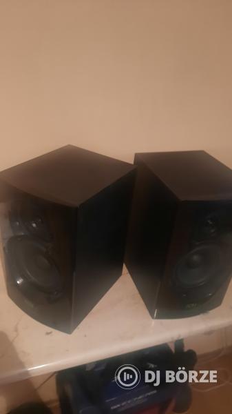 Reloop ADM-4 hangszórók