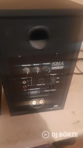 Reloop ADM-4 hangszórók