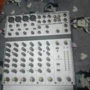 Behringer eurorack mx 802A