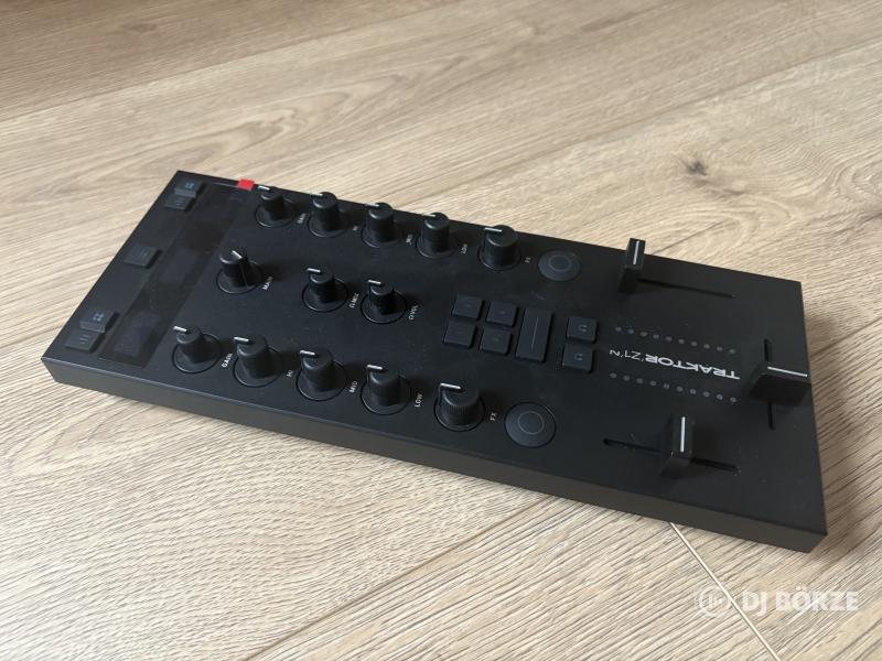 Traktor Z1 mk2 - Fóliás - Garis + Gyári tok + Traktor licensz