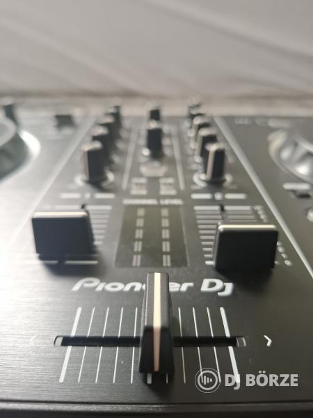 Pioneer DDJ-RB – ÚJSZERŰ állapot