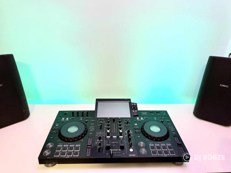 Pioneer XDJ RX3 + táska
