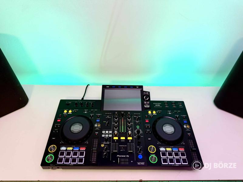 Pioneer XDJ RX3 + táska