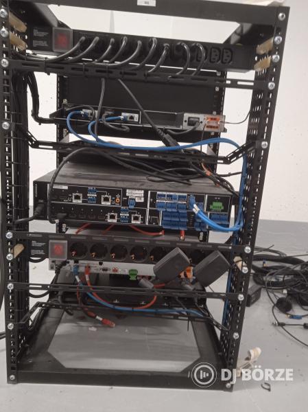 Eladó Visavvi hangrendszer