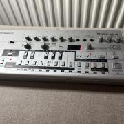 Roland TB-03 Bass Line szintetizátor