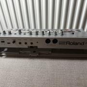 Roland TB-03 Bass Line szintetizátor