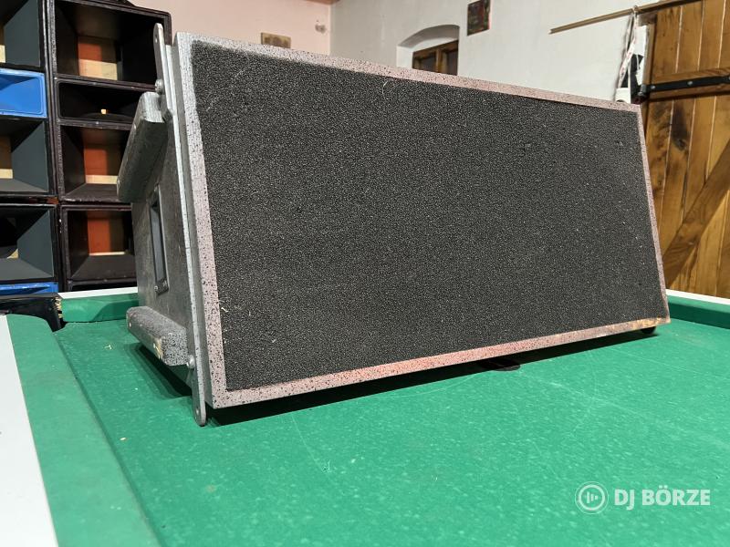 Line array topládák 2x12” + tölcsér