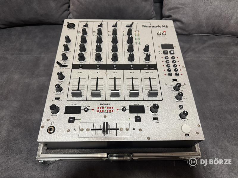 Eladó Numark M8 DJ keverőpult !!!