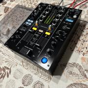 Garanciás Pioneer DJM-450 keverő +decksaver eladó! Beszámítás is lehetséges.
