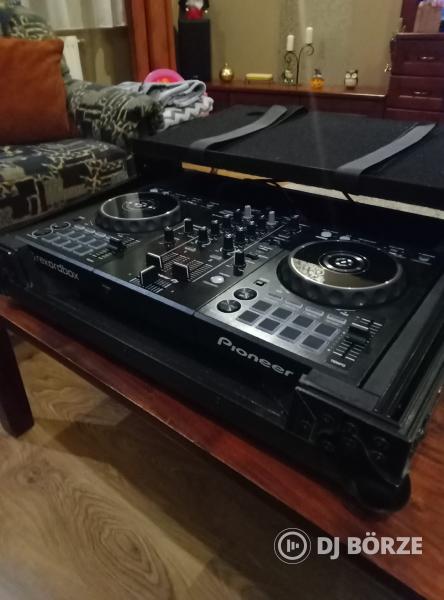Pioneer DDJ-400