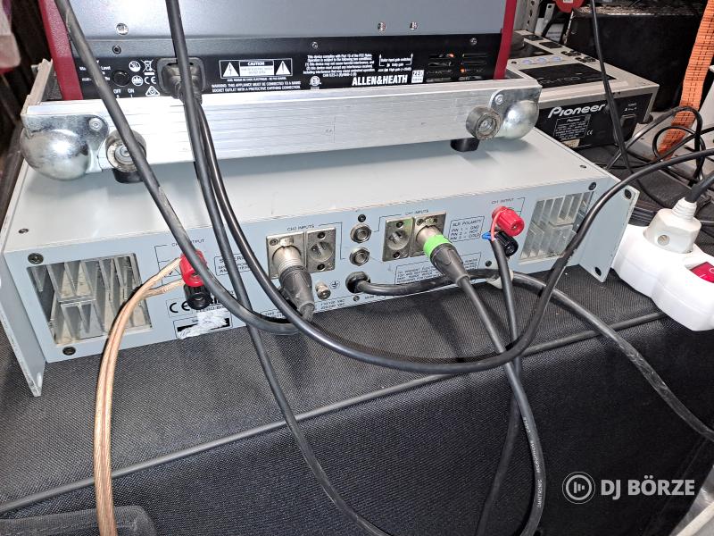 Outline SP800 erősítő