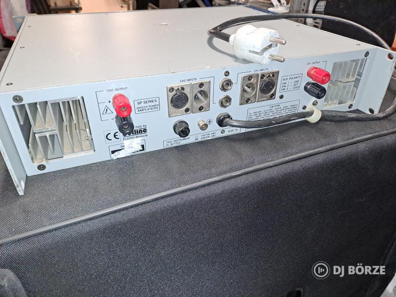 Outline SP800 erősítő