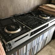 Új,dobozos, 2 db DENON SC5000M + 1 db DENON X1800 + MAGMA rack