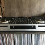 Új,dobozos, 2 db DENON SC5000M + 1 db DENON X1800 + MAGMA rack