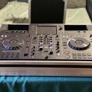 Pioneer XDJ RX2 + Magma Rack