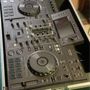 Pioneer XDJ RX2 + Magma Rack