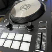 Native Instruments Traktor Kontrol S2 MK3  Kezdő Dj szett.