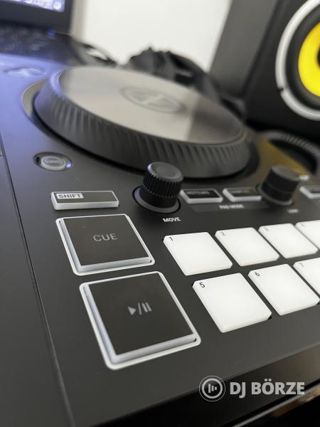 Native Instruments Traktor Kontrol S2 MK3  Kezdő Dj szett.