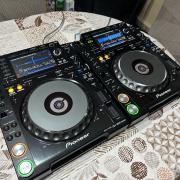 Eladó Pioneer DJ CDJ-2000NXS beszámítás is lehet.