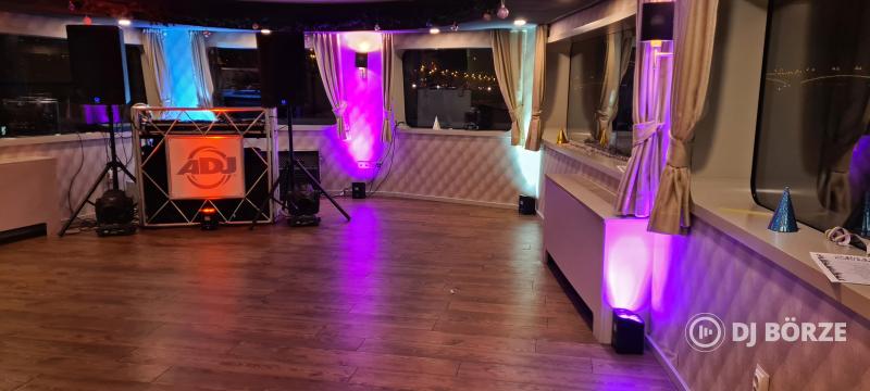 Eladó 8db bontatlan vadiúj SHEHDS 6x18W akkus falfestő PAR lámpa