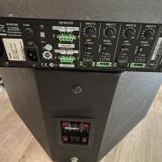 Electro-Voice PA4150L erősítő + Electro-Voice EVID 12.1 passzív mélynyomó