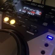 Pioneer CDJ 400